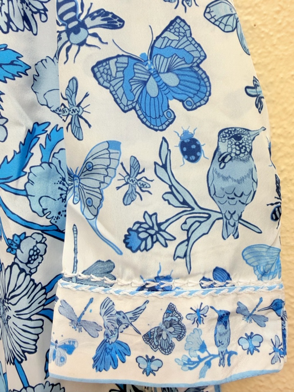 Gretchen Scott blue white hummingbird tunic blouse - Picture 6 of 11